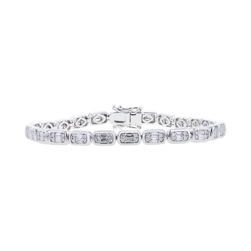 Men's Moonstone Engagement Rings in Silver - Plated Copper with a Celtic Knot PatternJacques Bezel Diamond Bracelet Men's Moonstone Engagement Rings in Silver - Plated Copper with a Celtic Knot PatternJacques Bezel Diamond Bracelet