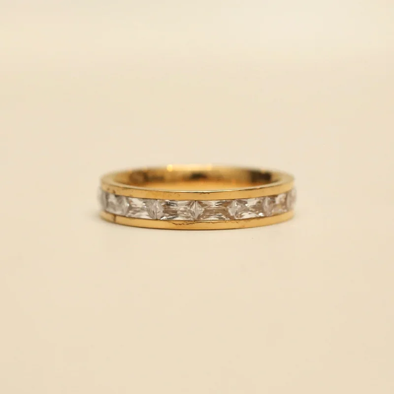 Pinky Rings with a Scent - Infused Coating for an Aromatherapy AspectRectangular Stone Pave Ring Pinky Rings with a Scent - Infused Coating for an Aromatherapy AspectRectangular Stone Pave Ring