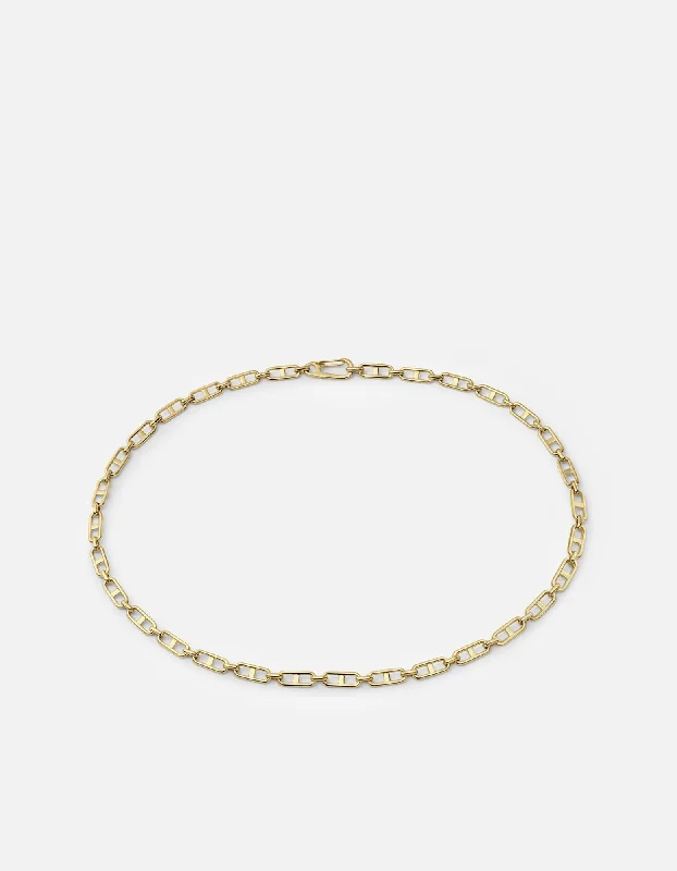 Stackable Gemstone Rings for Women in Amethyst, Sapphire, and EmeraldMarinero Chain Link Choker, Gold Vermeil Stackable Gemstone Rings for Women in Amethyst, Sapphire, and EmeraldMarinero Chain Link Choker, Gold Vermeil