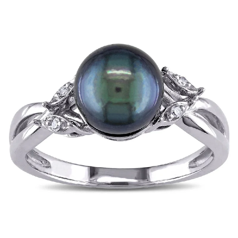 Miadora 10k White Gold Cultured Freshwater Black Pearl and Diamond Accent Cocktail Ring (7.5-8 mm) Miadora 10k White Gold Cultured Freshwater Black Pearl and Diamond Accent Cocktail Ring (7.5-8 mm)