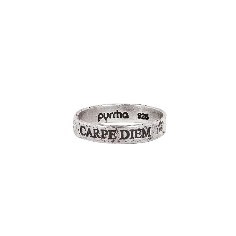 Interlocking Band Women's Rings in White Gold for a Modern DesignSeize The Day Latin Motto Band Ring Interlocking Band Women's Rings in White Gold for a Modern DesignSeize The Day Latin Motto Band Ring