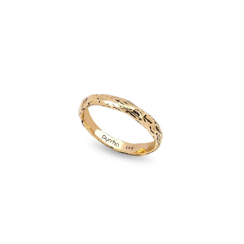 Floral - Patterned Women's Rings in 18K Yellow Gold for a Feminine LookNarrow 14K Gold Band Ring Floral - Patterned Women's Rings in 18K Yellow Gold for a Feminine LookNarrow 14K Gold Band Ring