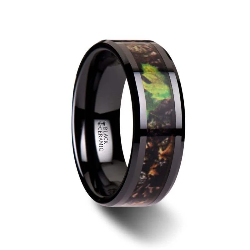 Men's animal - print rings with leopard or snake patternsThorsten NIGHTFALL Realistic Tree Camo Black Ceramic Wedding Band with Green Leaves - 8mm Men's animal - print rings with leopard or snake patternsThorsten NIGHTFALL Realistic Tree Camo Black Ceramic Wedding Band with Green Leaves - 8mm