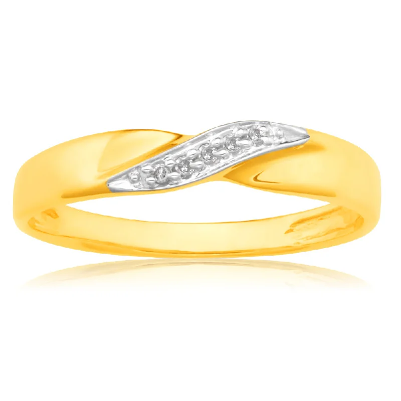 Garnet Gemstone Rings in 18K Gold Vermeil with Intricate Engravings for a Traditional Aesthetic9ct Yellow Gold Diamond Ring with 5 Brilliant Diamonds Garnet Gemstone Rings in 18K Gold Vermeil with Intricate Engravings for a Traditional Aesthetic9ct Yellow Gold Diamond Ring with 5 Brilliant Diamonds
