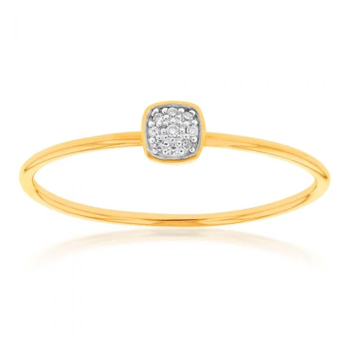 Alexandrite Gemstone Rings in Platinum with a Hidden Halo for a Rare and Luxurious Piece9ct Yellow Gold Diamond Ring with 8 Brilliant Diamonds Alexandrite Gemstone Rings in Platinum with a Hidden Halo for a Rare and Luxurious Piece9ct Yellow Gold Diamond Ring with 8 Brilliant Diamonds