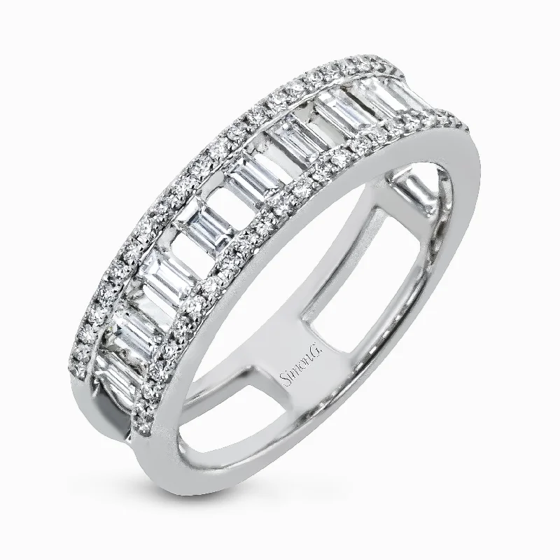 Art deco - style anniversary rings with geometric patternsAnniversary Ring In 18k Gold With Diamonds Art deco - style anniversary rings with geometric patternsAnniversary Ring In 18k Gold With Diamonds