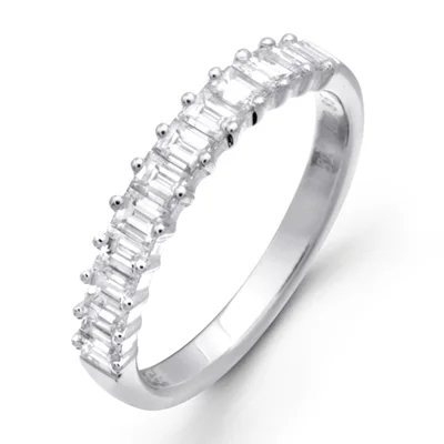 Anniversary rings with a pave diamond setting for extra sparkleAnniversary Ring In 18k Gold With Diamonds Anniversary rings with a pave diamond setting for extra sparkleAnniversary Ring In 18k Gold With Diamonds