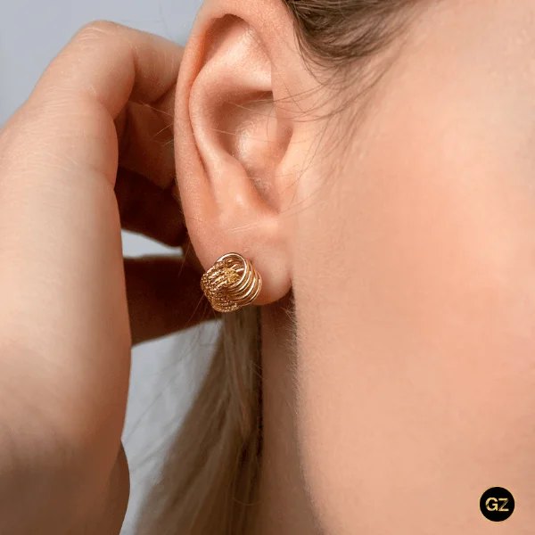 Glow - in - the - Dark Star Stud Earrings for a Mysterious and Night - Time - Friendly AccessoryReal Gold 4 Rings Twisted Earring Set 9809 E1812 Glow - in - the - Dark Star Stud Earrings for a Mysterious and Night - Time - Friendly AccessoryReal Gold 4 Rings Twisted Earring Set 9809 E1812
