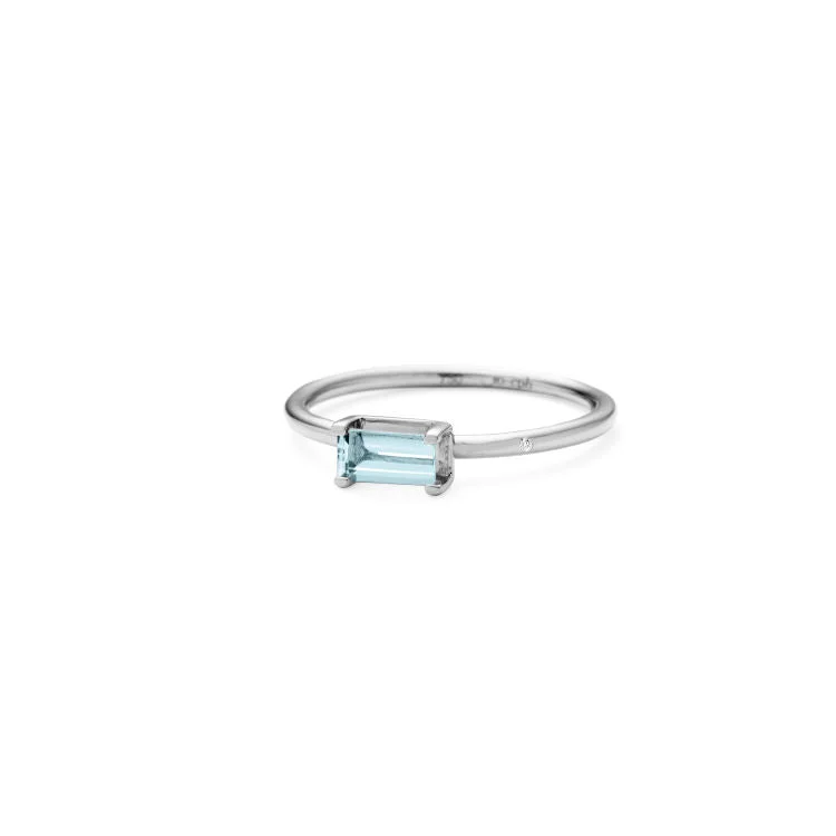 Emerald Gemstone Rings Set in Platinum with Filigree Work for a Vintage - Inspired LookNord 18K Whitegold Ring w. Aquamarine Emerald Gemstone Rings Set in Platinum with Filigree Work for a Vintage - Inspired LookNord 18K Whitegold Ring w. Aquamarine