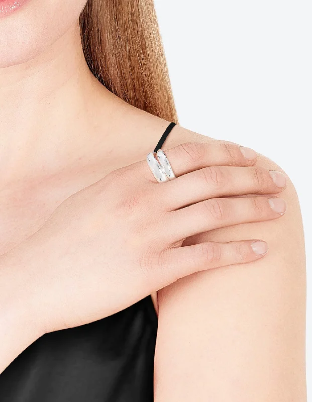 Beaded Fashion Rings in Natural Stones and Cotton Cord for a Handmade AestheticSilver Plated Irregular Ring Set