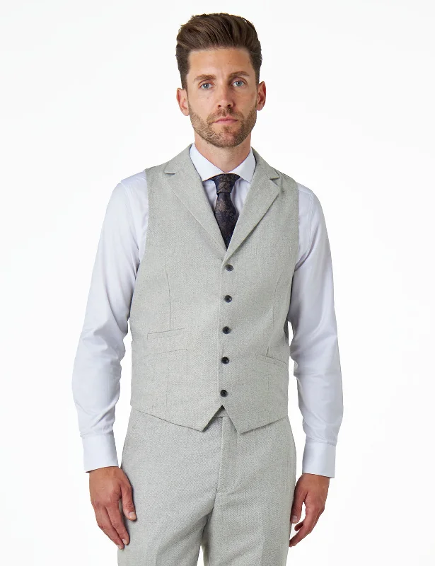 Men's citrine - studded rings for a sunny yellow shadeCALIX – Grey Wool Mix Herringbone Collared Waistcoat Men's citrine - studded rings for a sunny yellow shadeCALIX – Grey Wool Mix Herringbone Collared Waistcoat