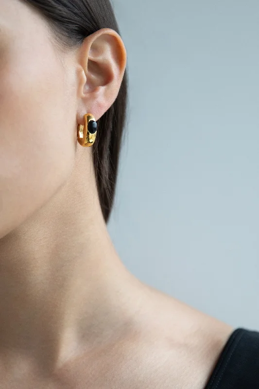 Large hoop earringsTHICK HOOP EARRING WITH BLACK GEMSTONE