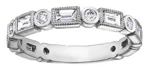 Rings to commemorate a pet's memory with a paw - print engravingWhite Gold Diamond Band.