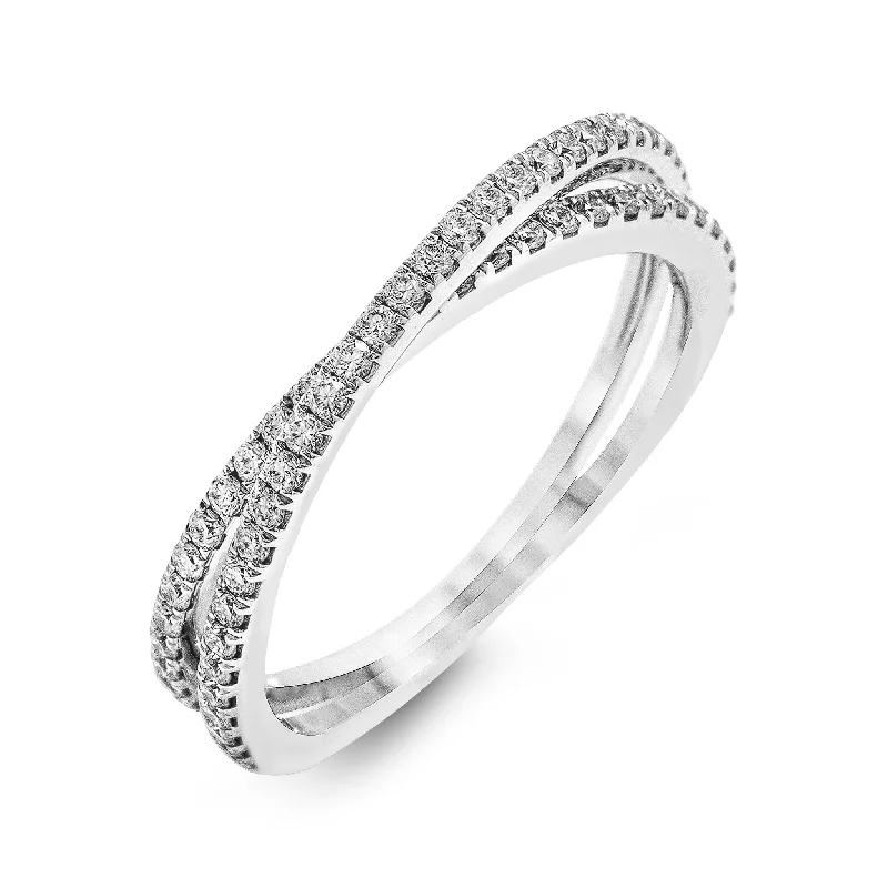 Cubic zirconia - filled commemorate rings for an affordable optionCriss-cross Wedding Band in 18k Gold with Diamonds